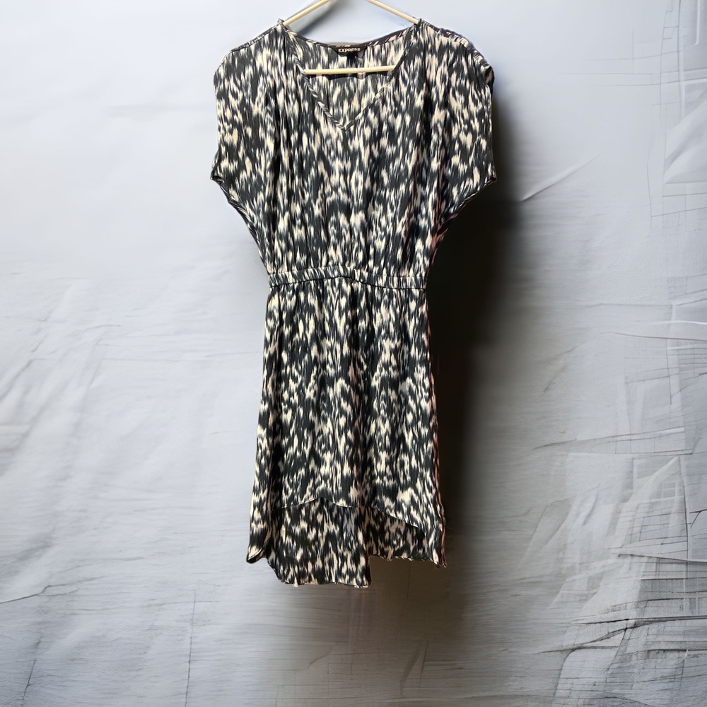 Express Black & White Short Sleeve Dress Size-Small